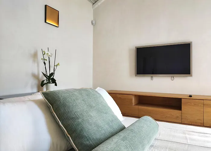 The Cathedral Retreats Di Casa Camilla Journey